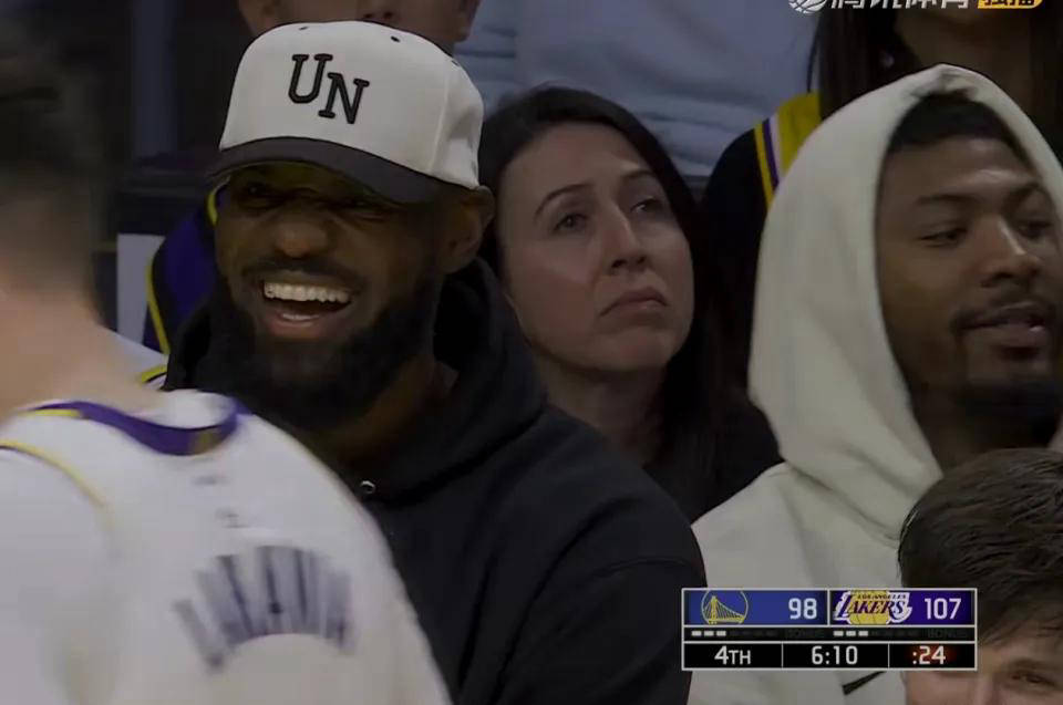 赛季重新振, 詹姆斯多次